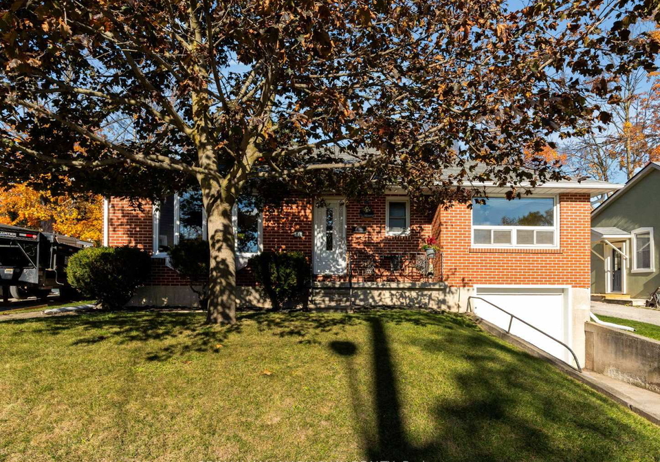 36-grove-street-e-barrie-ontario-s12486553