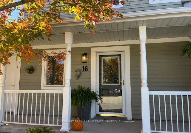 16-cranberry-surf-collingwood-ontario-s12487576