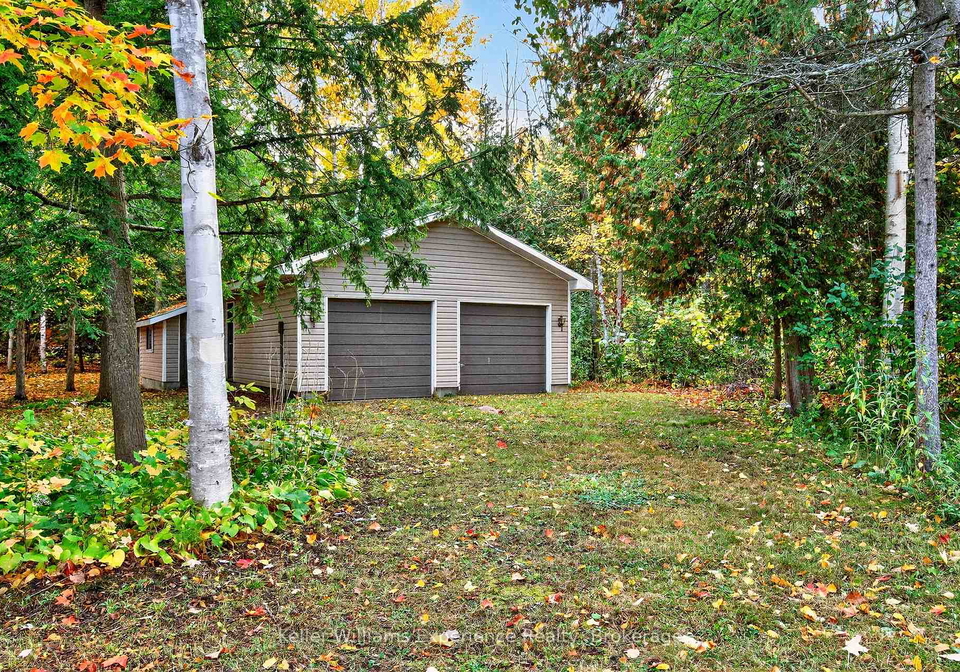 1-wigwam-trail-tiny-ontario-s12488960