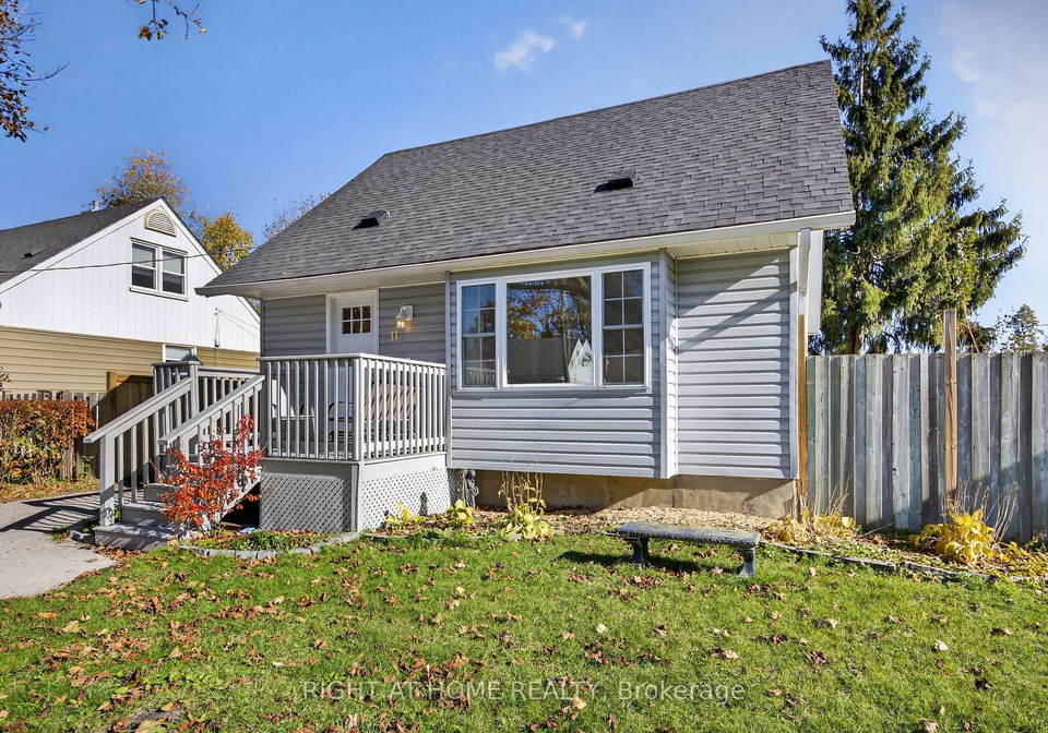 11-newton-street-barrie-ontario-s12489544