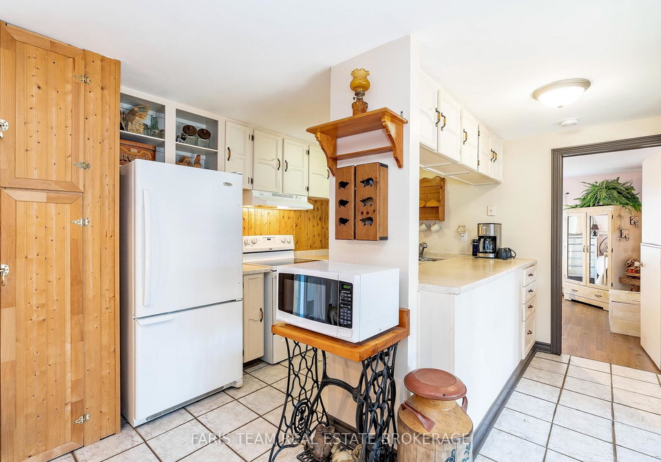 13-cayuga-court-oro-medonte-ontario-s12489658