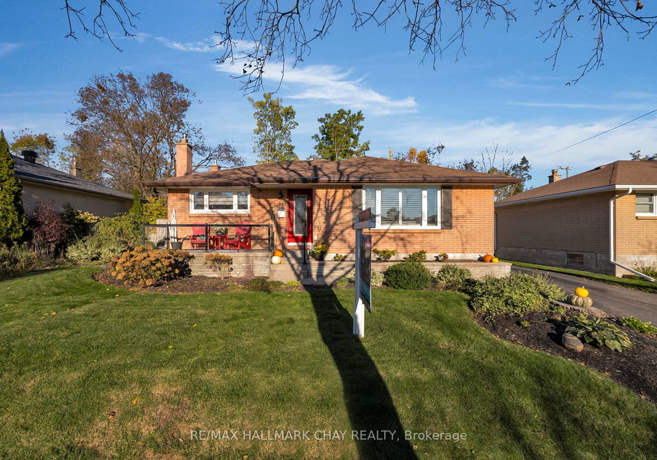 15-bothwell-crescent-barrie-ontario-s12490168