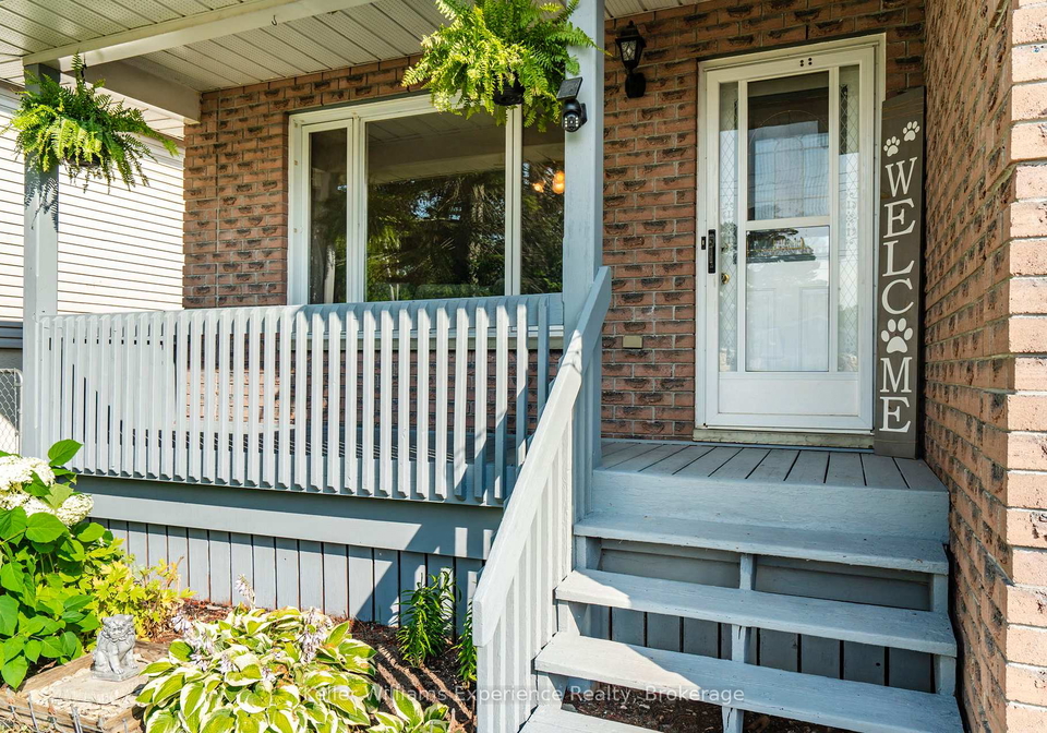 308-assiniboia-street-tay-ontario-s12490762