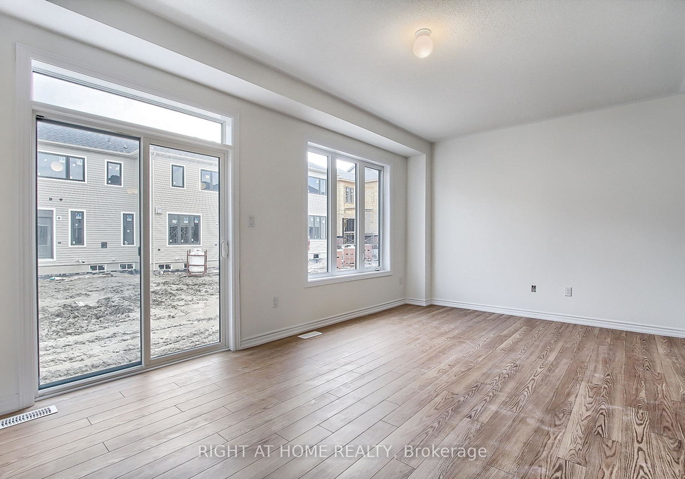 15-durham-avenue-barrie-ontario-s12493478