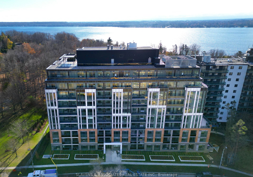 41-johnson-street-barrie-ontario-s12502246