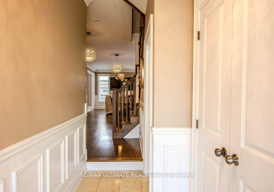 38-catherine-drive-barrie-ontario-s12508670