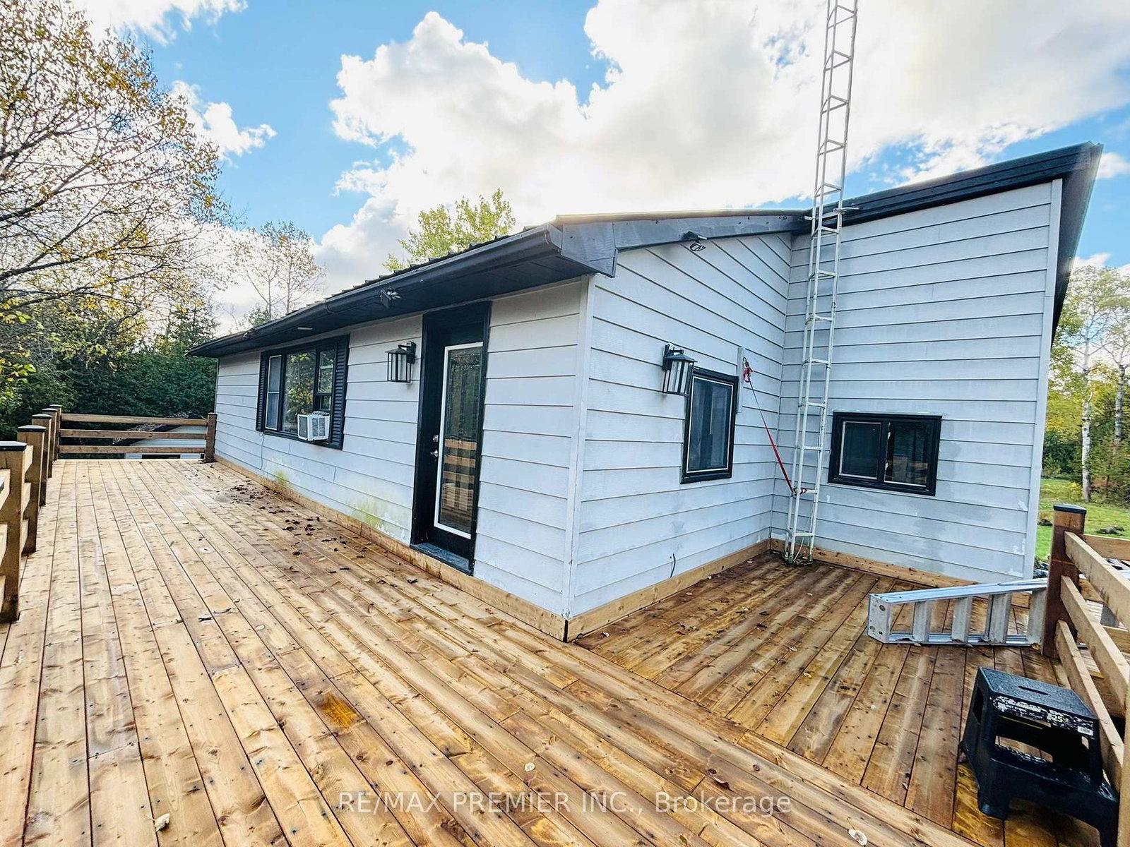2506-concession-10-n-nottawasaga-road-collingwood-ontario-s12508676