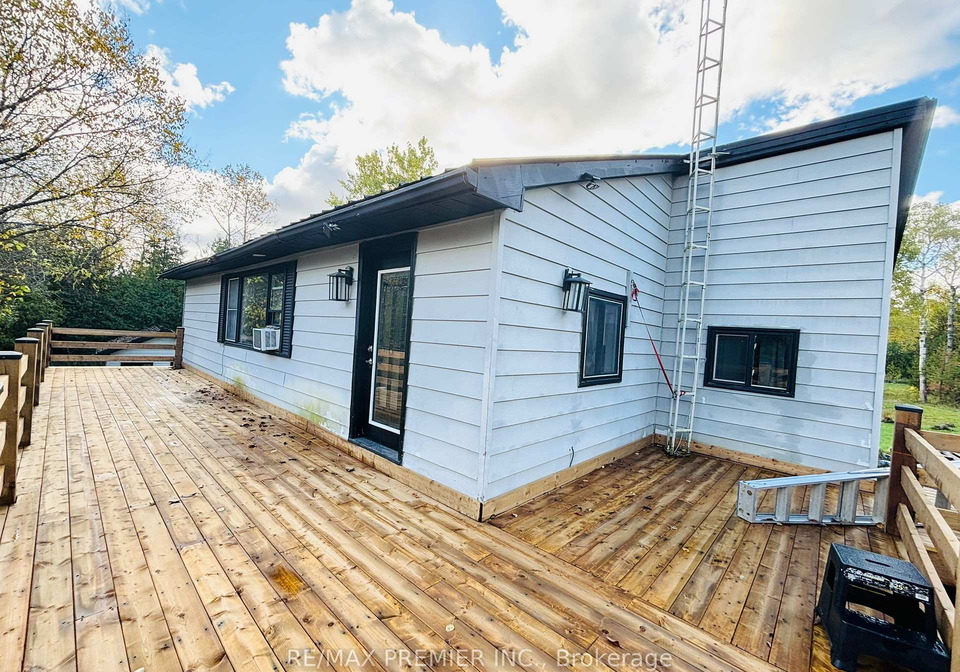 2506-concession-10-n-nottawasaga-road-collingwood-ontario-s12508676