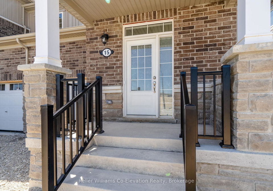 15-mission-street-wasaga-beach-ontario-s12508738