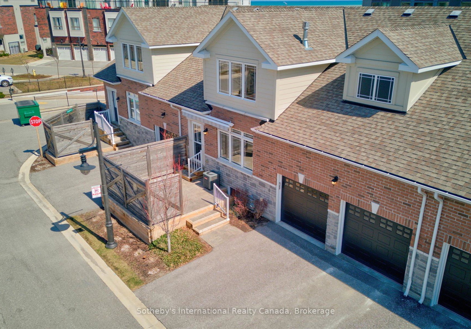 4-emerson-mews-collingwood-ontario-s12509494
