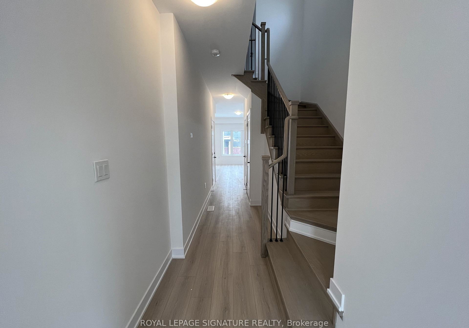 21-hay-lane-barrie-ontario-s12509518