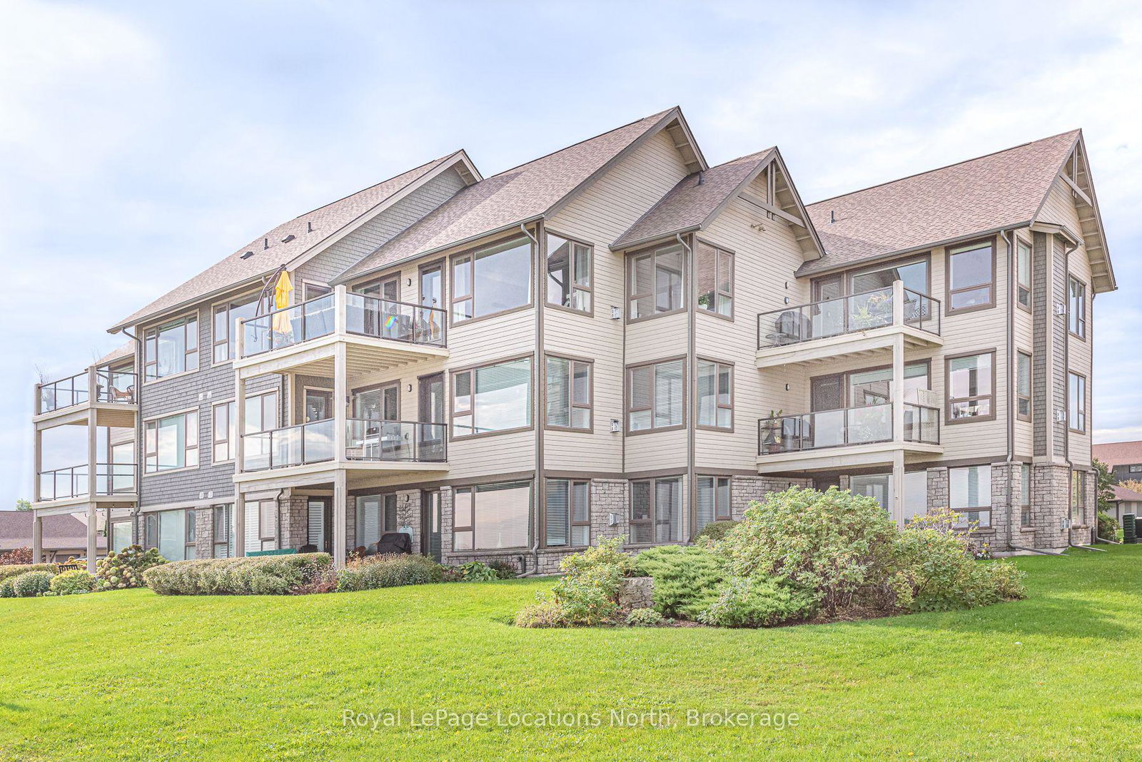 529-mariners-way-collingwood-ontario-s12509522