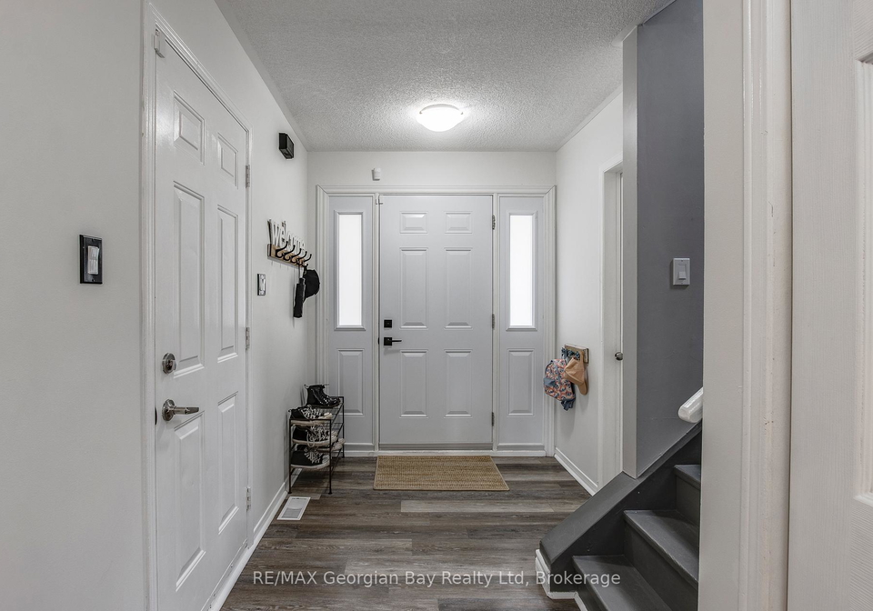 319-ellen-street-midland-ontario-s12509710