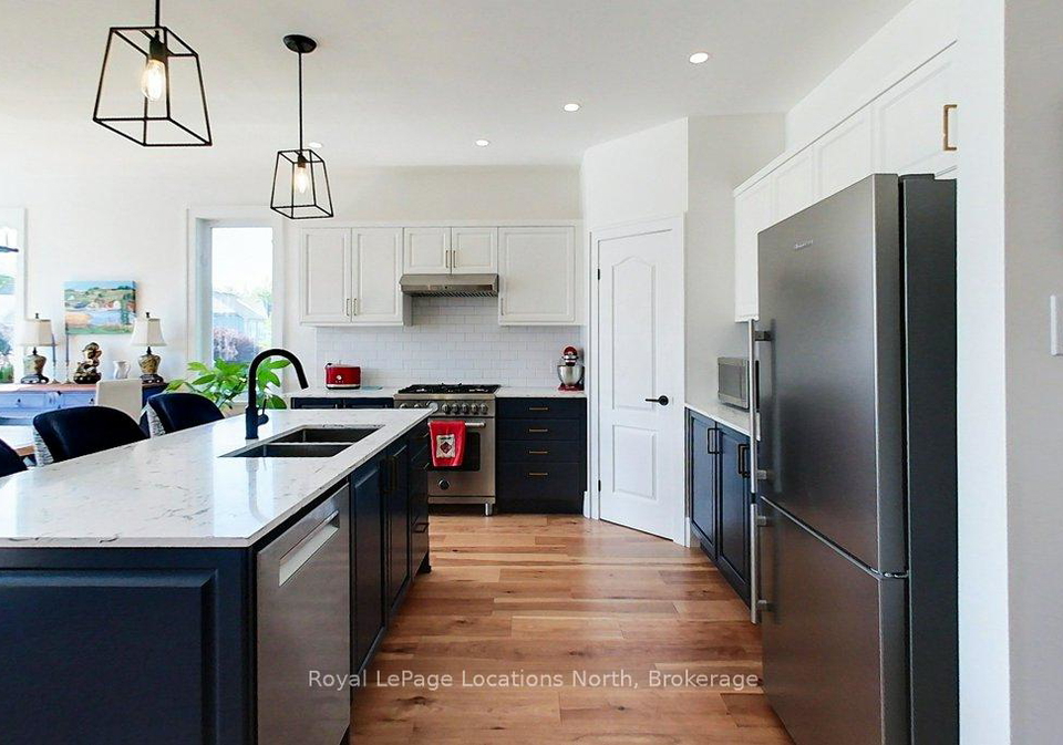 27-newport-boulevard-collingwood-ontario-s12510592