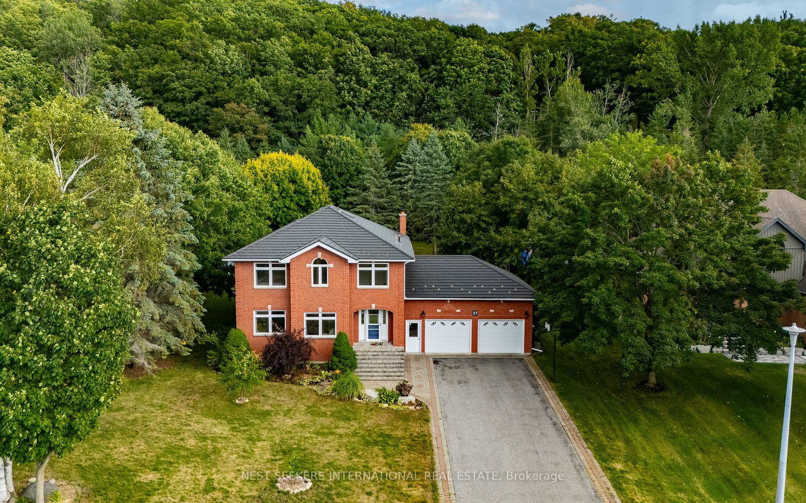 27-eder-trail-springwater-ontario-s12511690