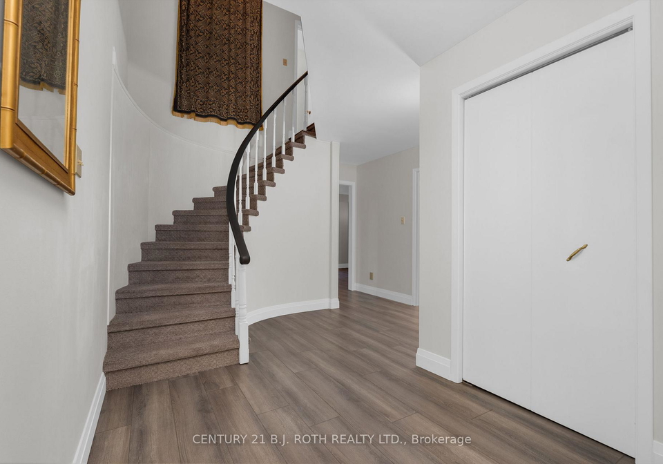 4-white-pine-place-barrie-ontario-s12512182