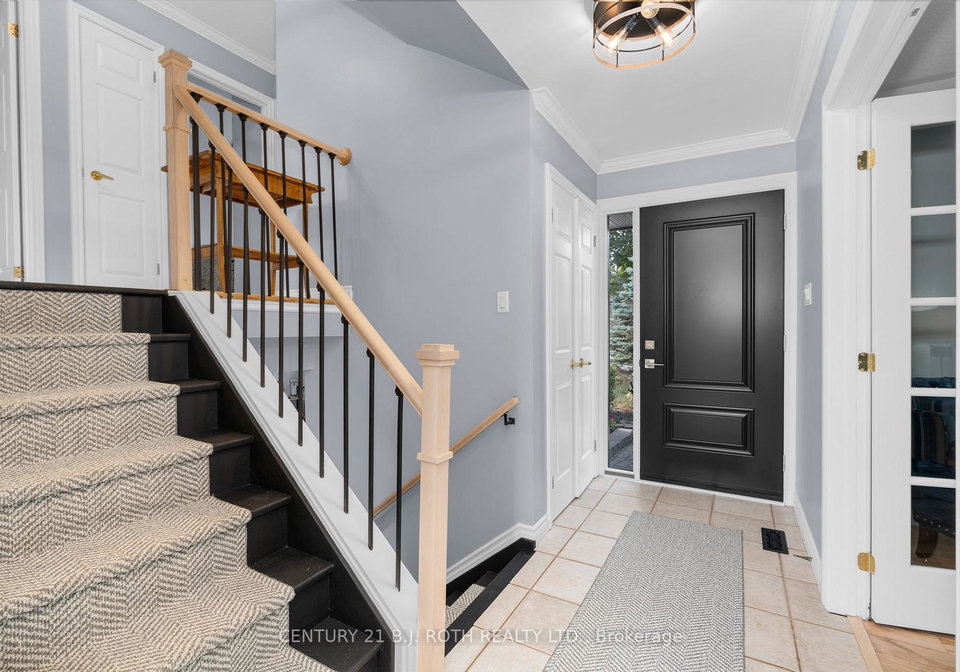 50-belcourt-avenue-barrie-ontario-s12512258