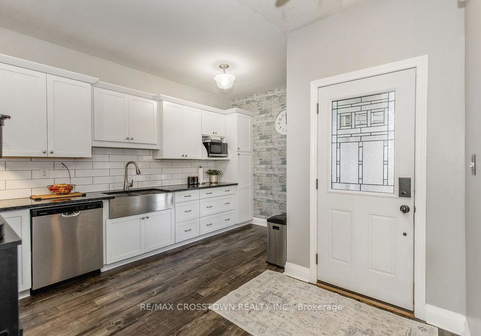 9-aikens-crescent-barrie-ontario-s12513212