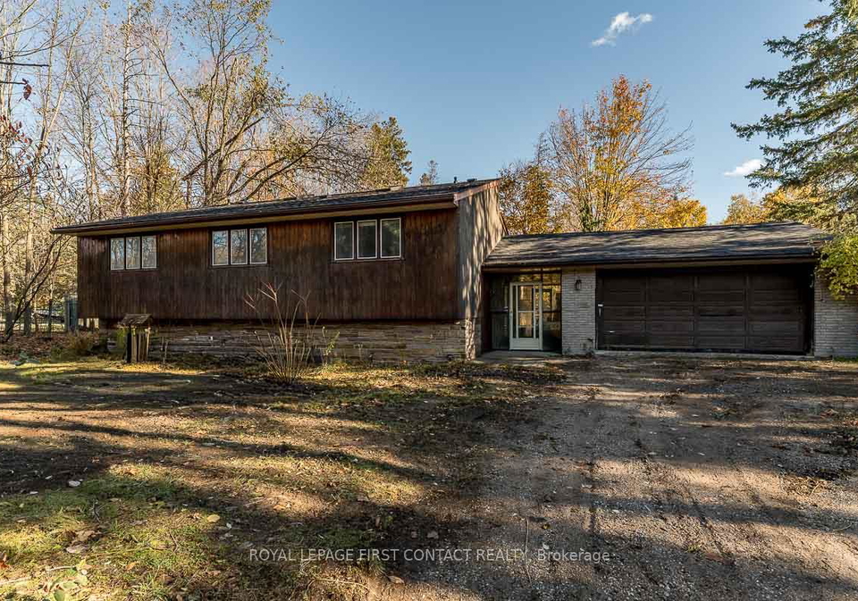 11707-27-county-road-springwater-ontario-s12513404