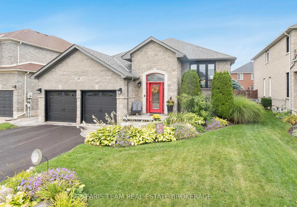 135-sandringham-drive-barrie-ontario-s12516988