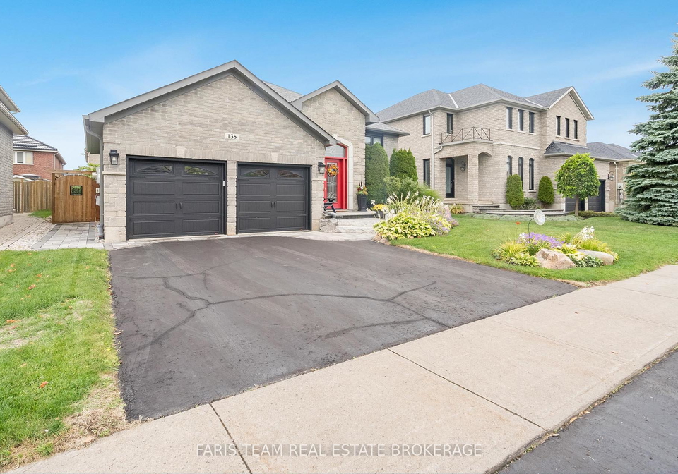 135-sandringham-drive-barrie-ontario-s12516988