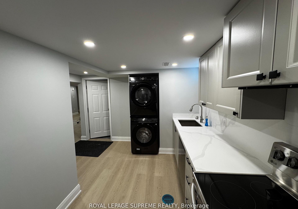 8-redwood-court-barrie-ontario-s12517110