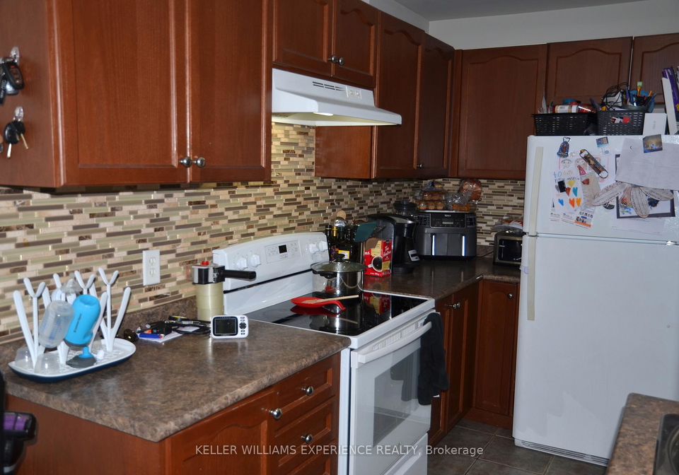 94-stanley-street-barrie-ontario-s12519516