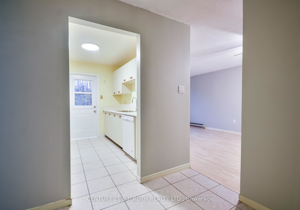 1-quail-crescent-s-barrie-ontario-s12520966