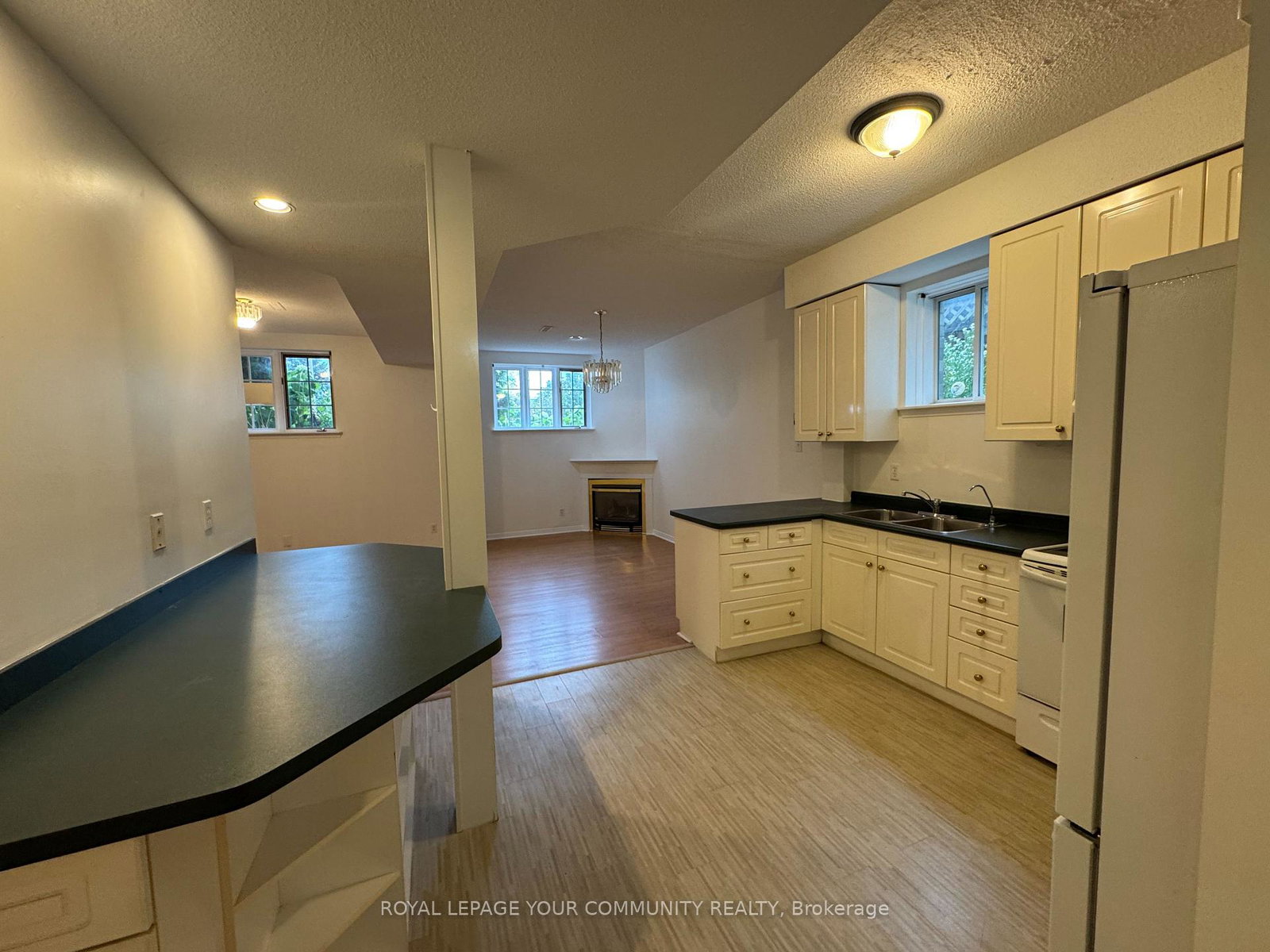 32-ward-drive-barrie-ontario-s12523382
