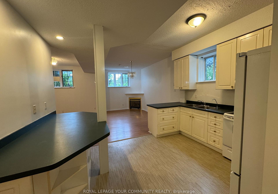32-ward-drive-barrie-ontario-s12523382