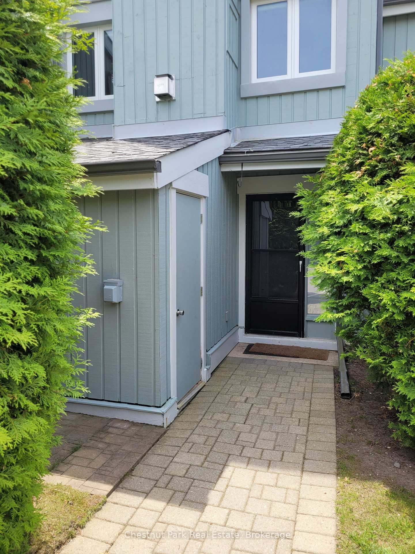 100-fairway-crescent-collingwood-ontario-s12525302