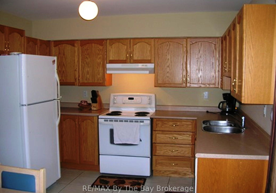 21-raglan-street-collingwood-ontario-s12525690