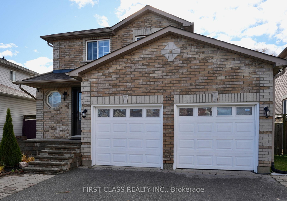 13-benjamin-lane-barrie-ontario-s12525974