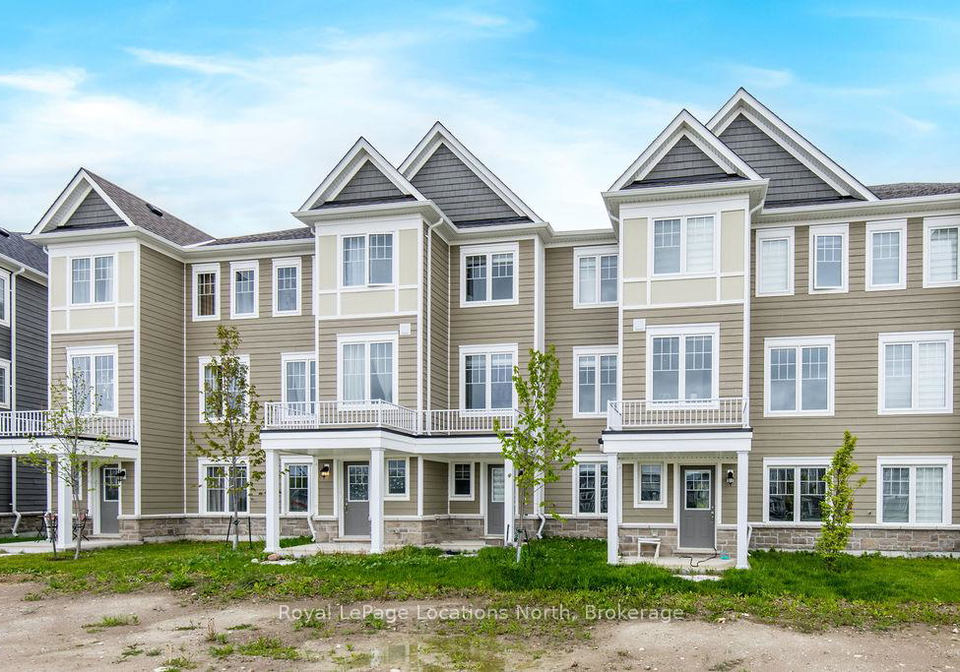 17-sama-way-wasaga-beach-ontario-s12526574