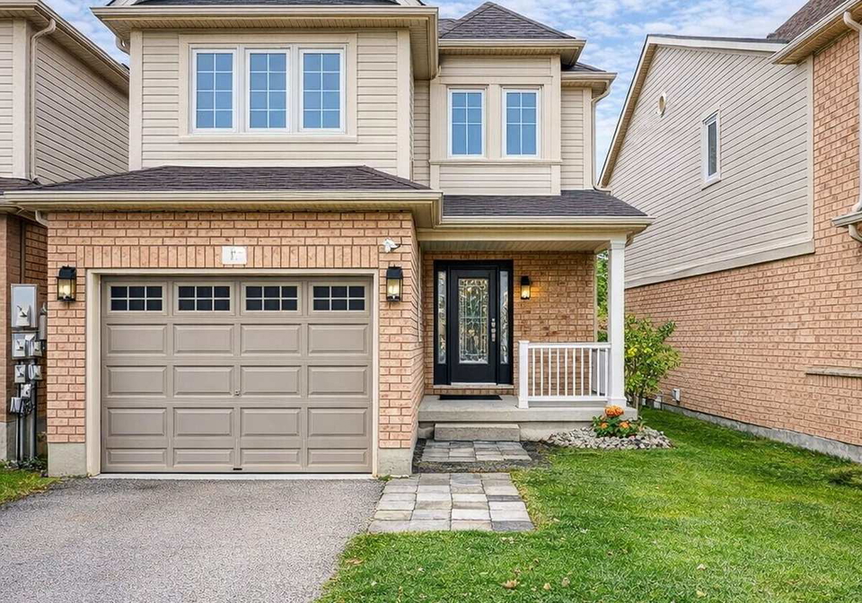 19-bird-street-barrie-ontario-s12531862