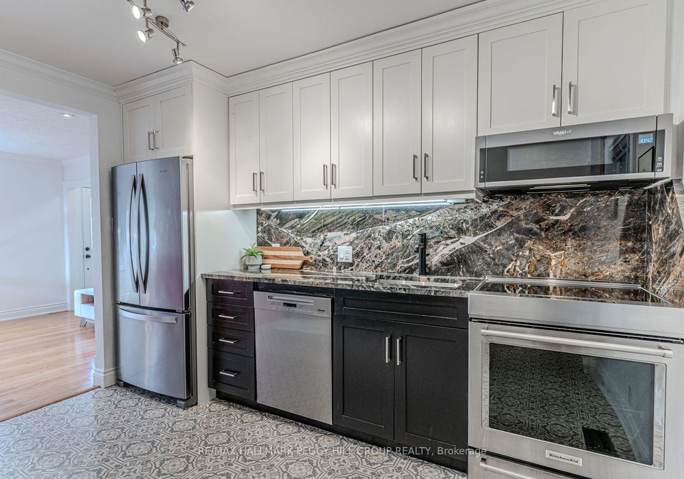5-newton-street-barrie-ontario-s12534368