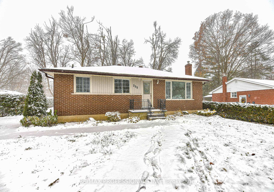 255-lawrence-avenue-orillia-ontario-s12536890