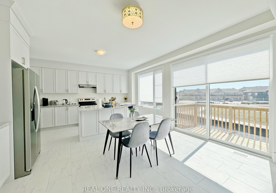 188-rosanne-circle-wasaga-beach-ontario-s12538336