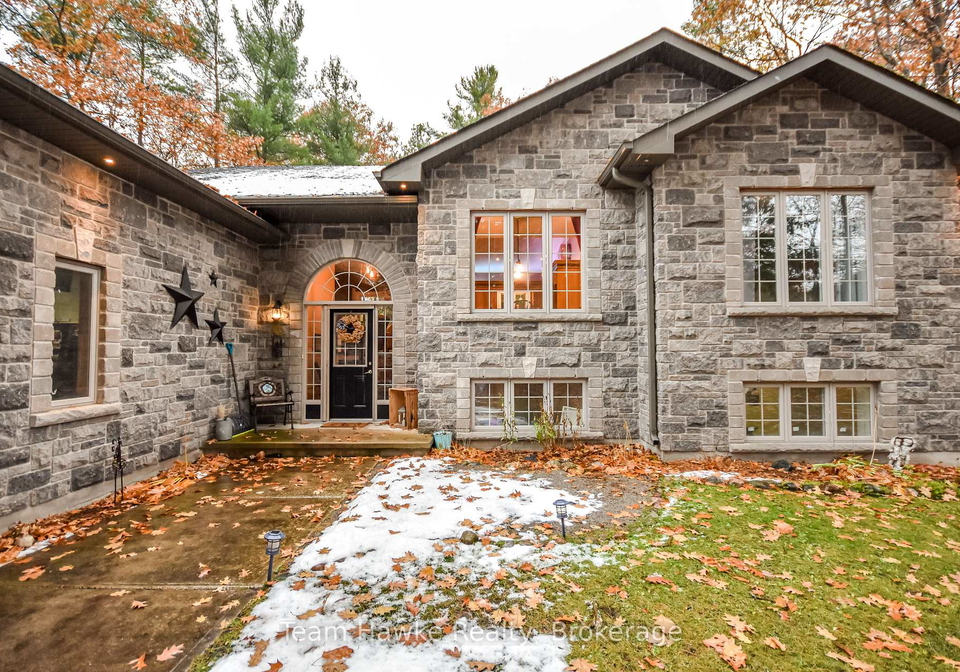 8-desroches-trail-tiny-ontario-s12544452