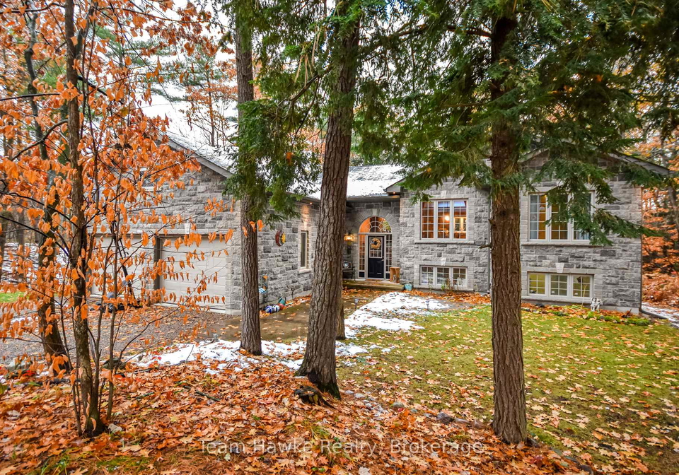 8-desroches-trail-tiny-ontario-s12544452