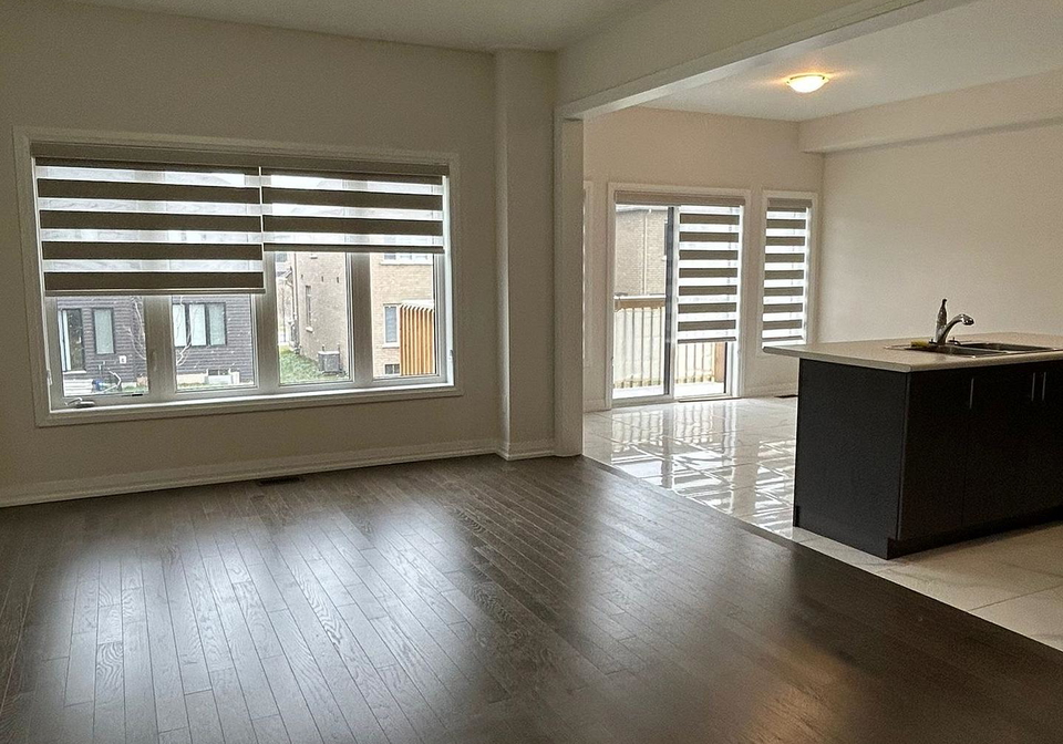11-federica-crescent-w-wasaga-beach-ontario-s12548456