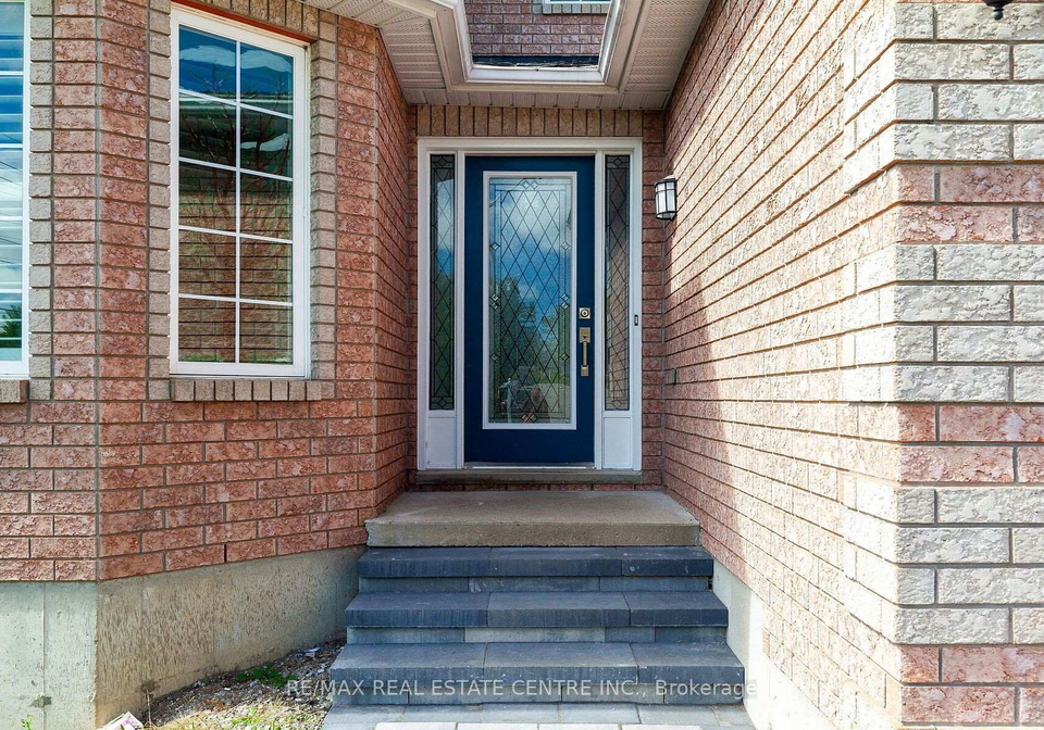 11-priscillas-place-barrie-ontario-s12549888