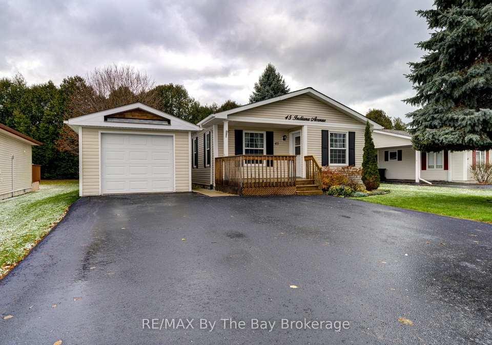 45-indiana-avenue-wasaga-beach-ontario-s12554862