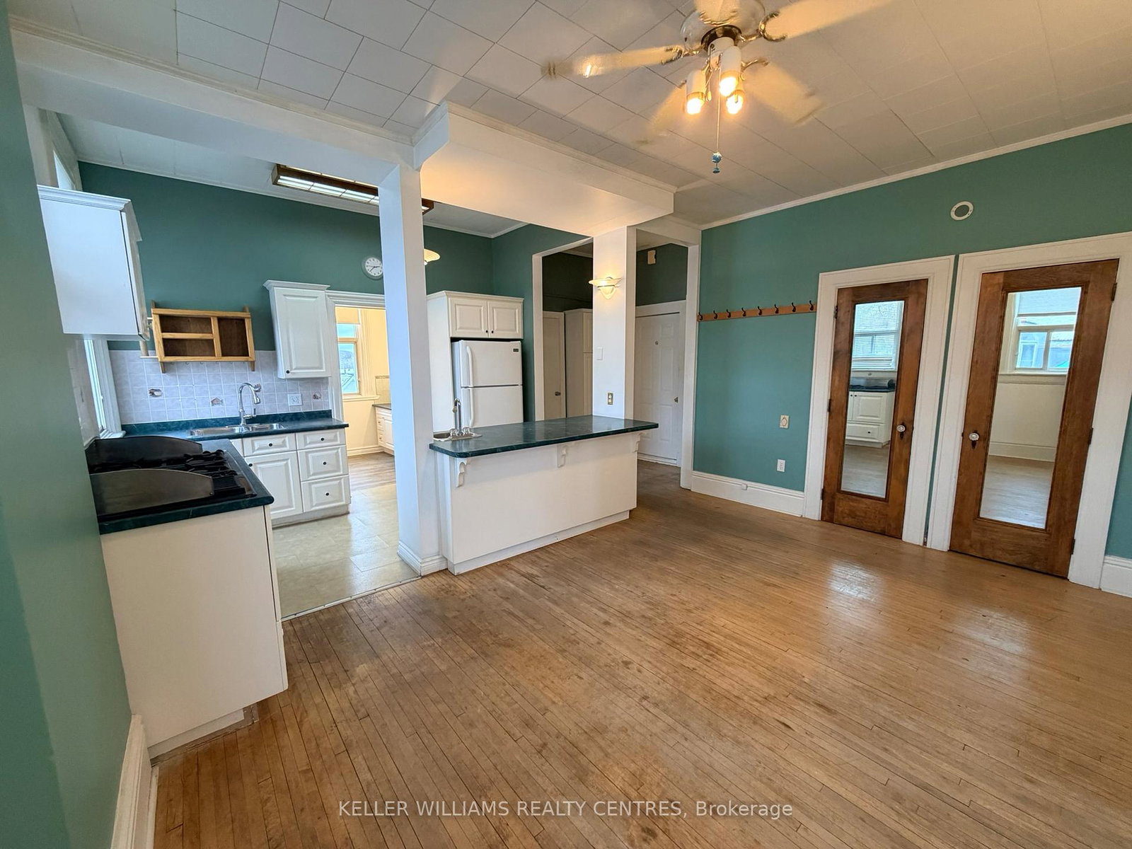 1-simcoe-street-penetanguishene-ontario-s12555766