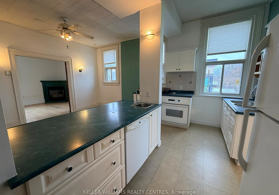1-simcoe-street-penetanguishene-ontario-s12555766
