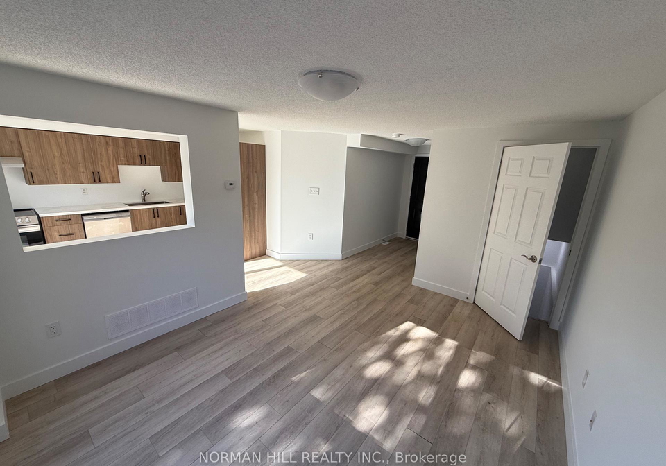 17-hewitt-place-barrie-ontario-s12556098