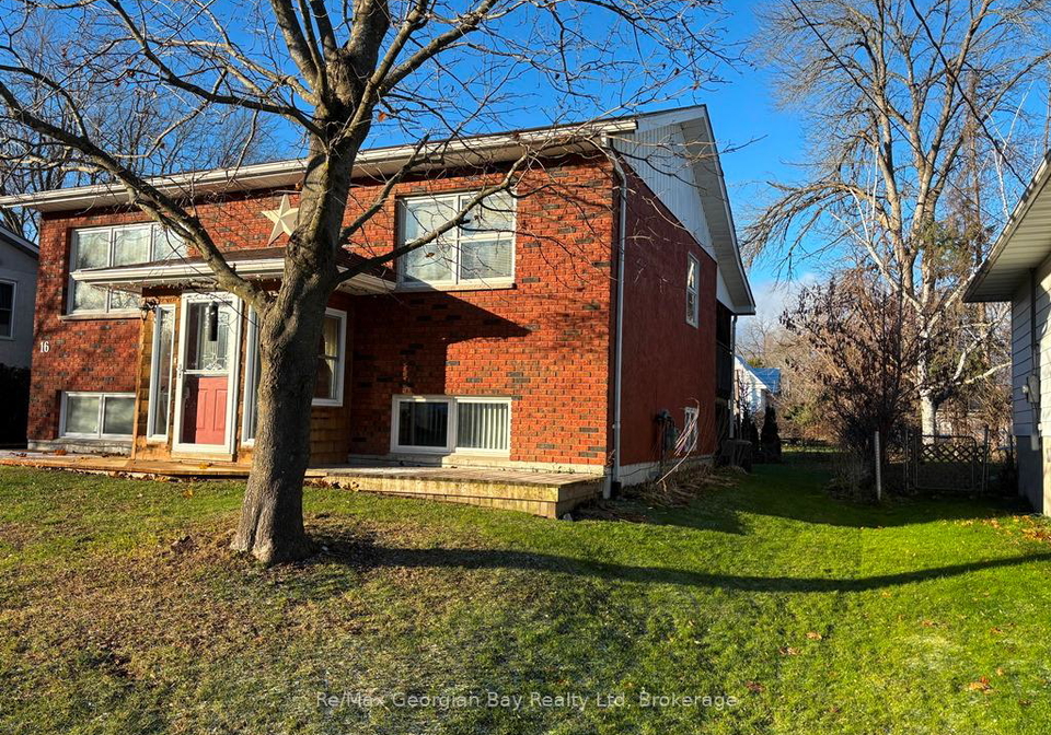 16-community-centre-drive-severn-ontario-s12556370