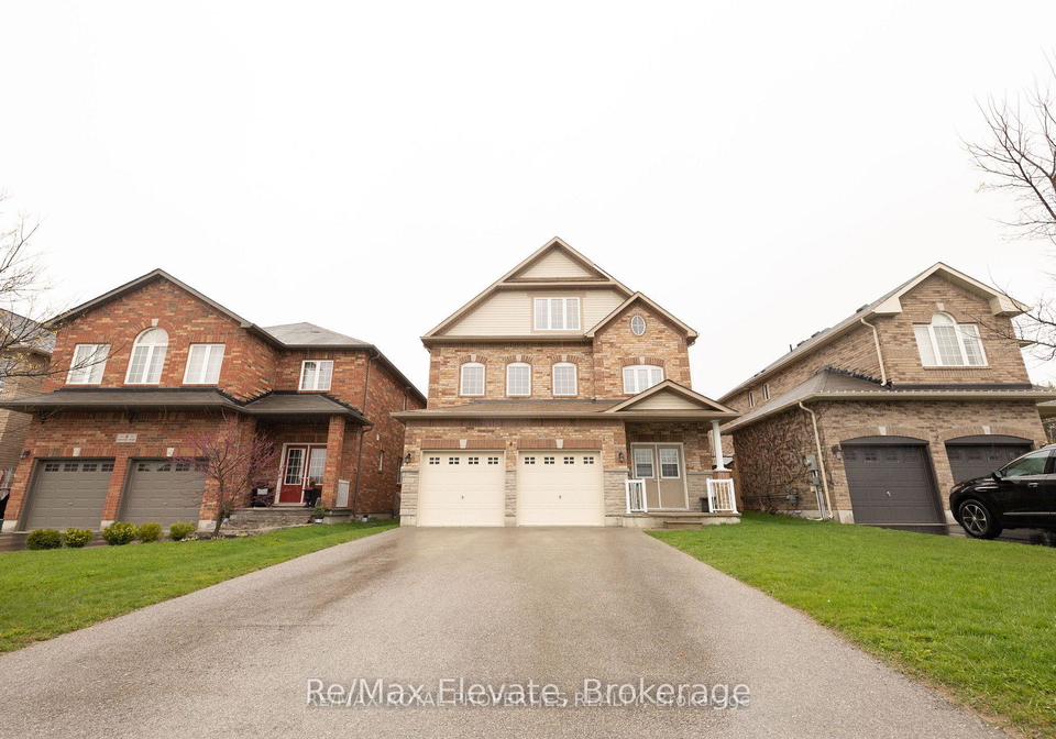 4-trotter-court-barrie-ontario-s12556610