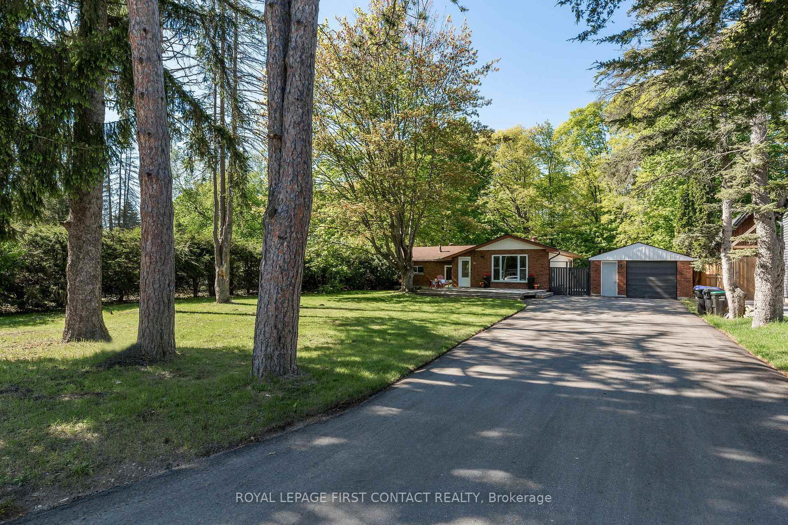 11-broad-street-penetanguishene-ontario-s12563122