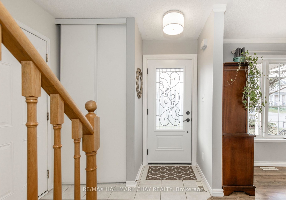 86-trevino-circle-barrie-ontario-s12565780